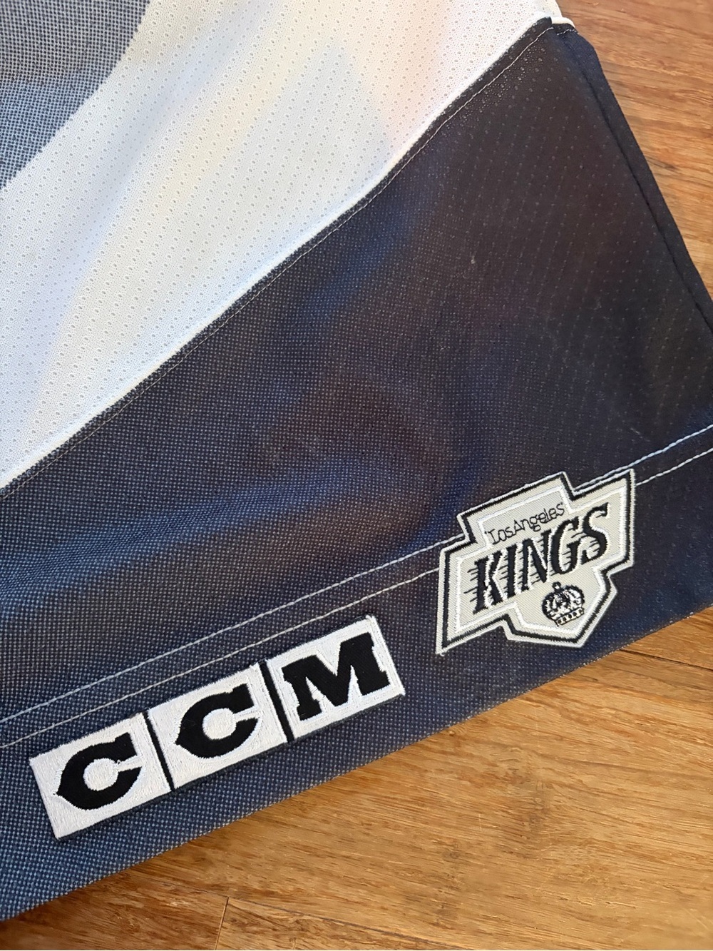 NHL Vintage 90s CCM RARE Los Angeles Kings Burger King Alternate Jersey Size M - Picture 7 of 10